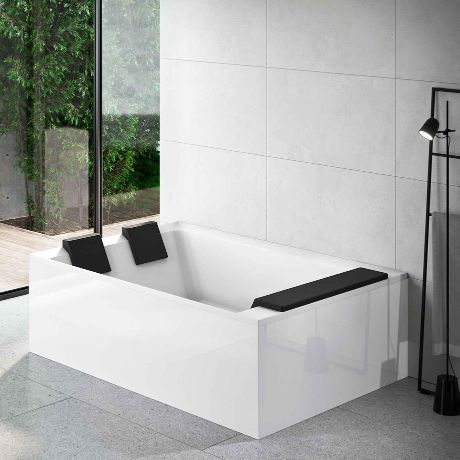 Baignoires - Divina Dual - contre un mur